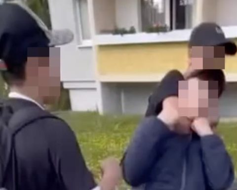 Brutalt angrep filmet: 20 utlendinger banket tysk 14-åring