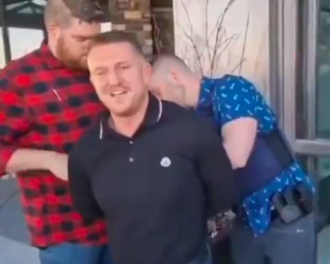 Tommy Robinson arrestert i Canada