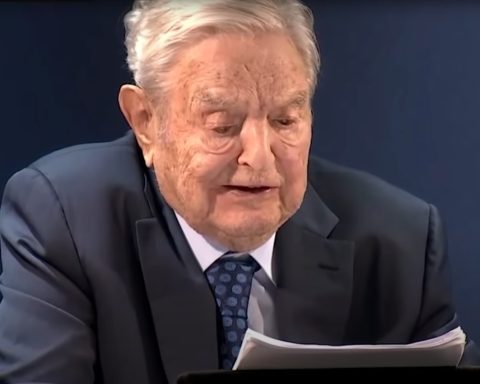 George Soros kjøper opp den nest største radiokanalen i USA