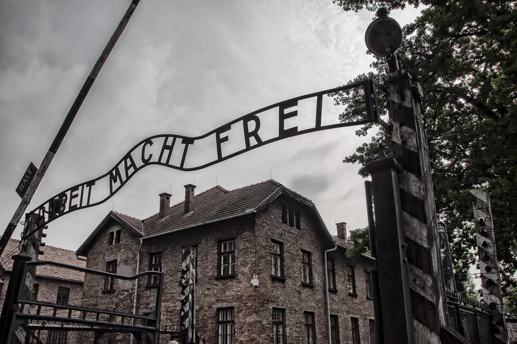 Jo, Holocaust var historisk unikt