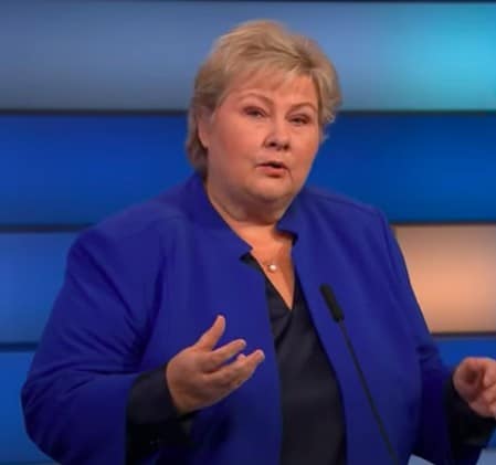 Erna Solberg forsvarer skolenedleggelsene