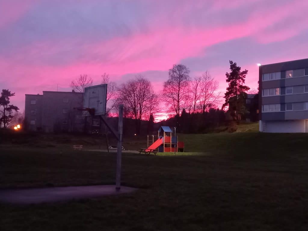 Hvilken fremtid vil våre barn og barnebarn få om vi ikke svært raskt begynner å hjelpe muslimene hjem? Foto: Max Hermansen