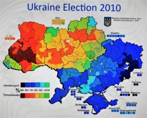 De blå områdene er der hvor den etnisk russiske kandidaten i presidentvalget i Ukraina i 2010 fikk flertall. Forstår Melby at Ukraina var et delt land før krigen startet i 2014?