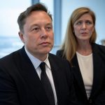 KI generatoren Grok på X har tatt seg den kunstneriske friheten med å fremstille en fornøyd Elon Musk som leder av DOGE, som fremstiller dekonstruksjonen av USAID, representert med en betuttet Samantha Power, som var leder av organisasjonen under Joe Biden.