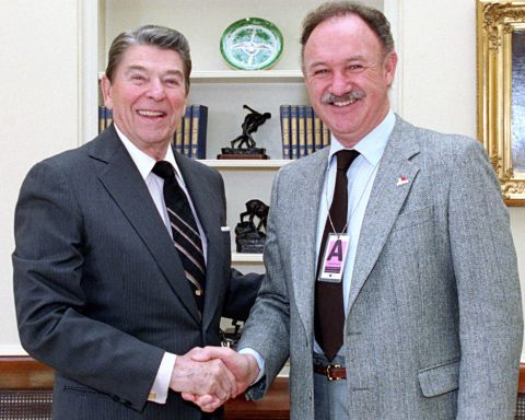 President Ronald Reagan med Gene Hackman. Foto: Wikipedia commons.