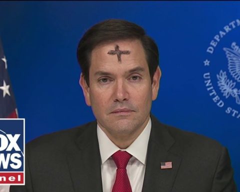 Marco Rubio er en angrende synder og tar sitt skriftemål til Fox News med katolsk askekors i pannen.