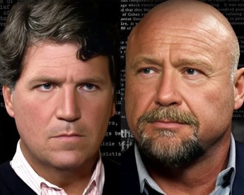 Tucker Carlson og Alex Jones, foto fra Tuckers video.